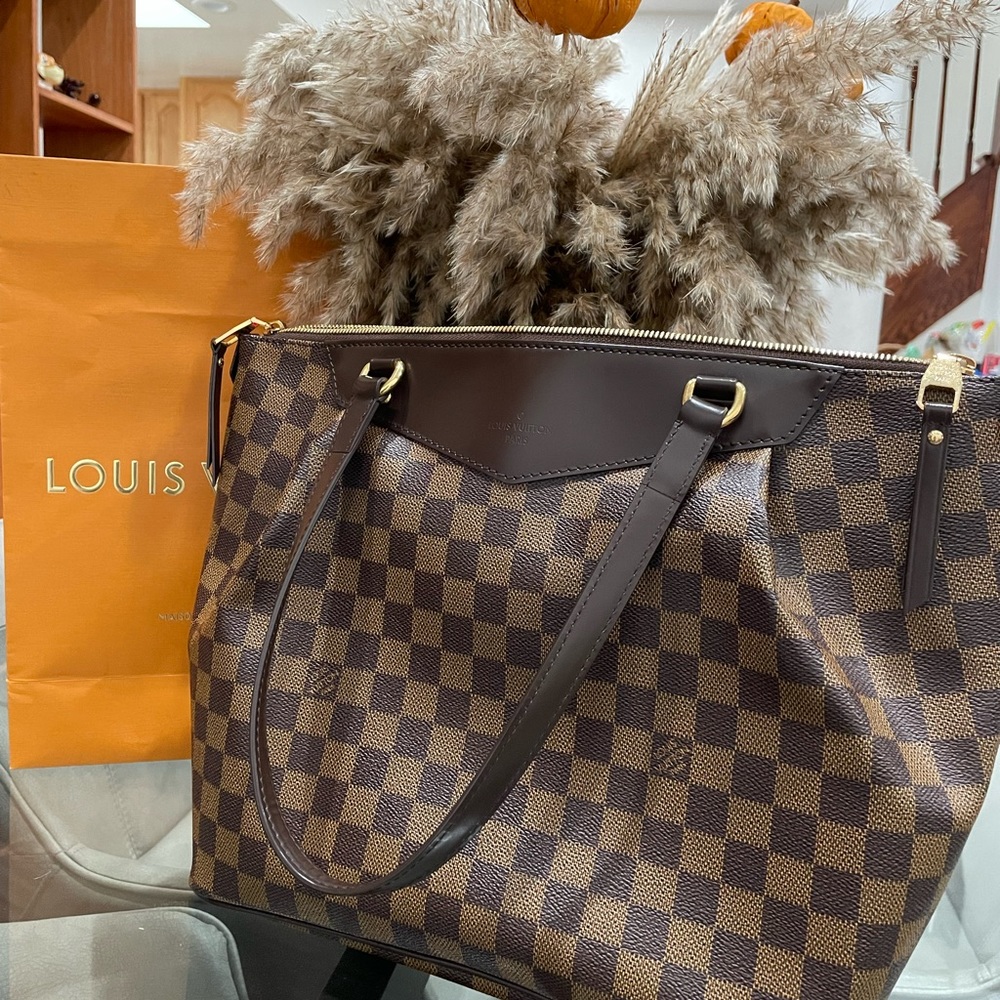 LIKE NEW!! Louis Vuitton Westminster MM- Damier Ebene